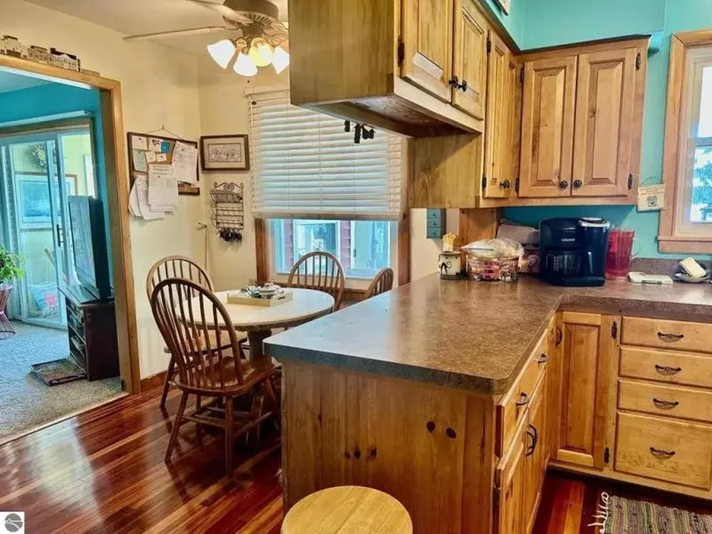 7880 W Cedar Lake Road Oscoda Charter Township, MI 48750
