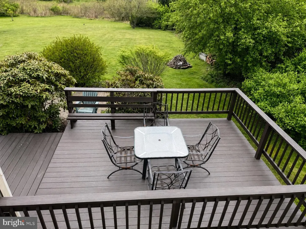 303 FLICKERWOOD Kane, PA 16735