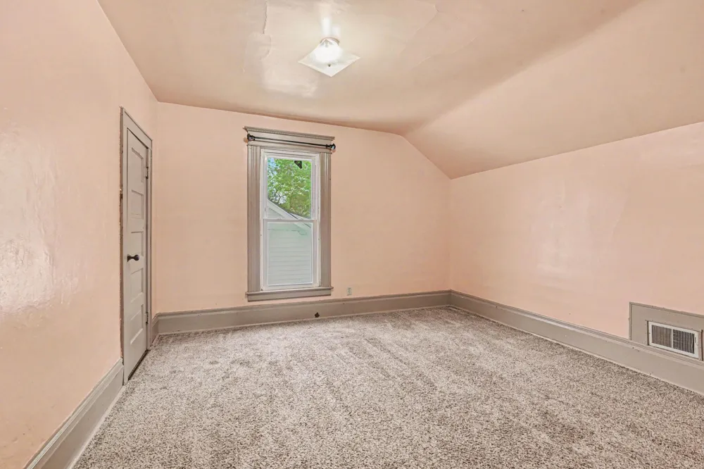 59 S Jefferson Street Coldwater, MI 49036