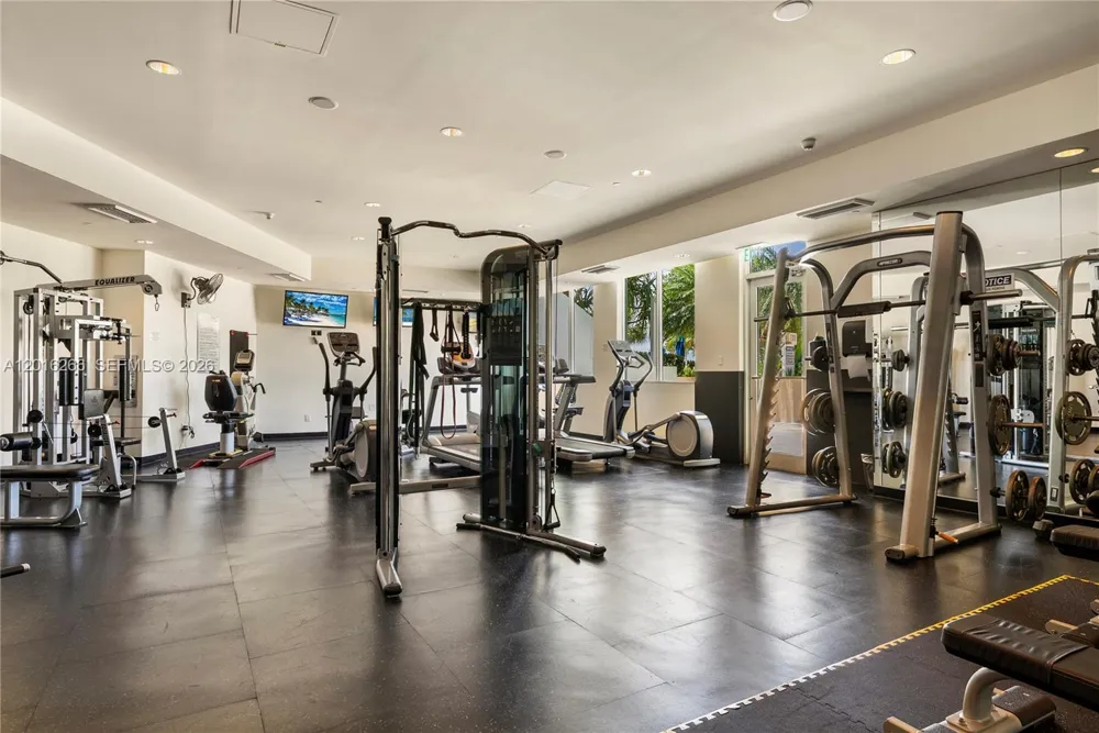 2475 Brickell Ave #2206 Miami, FL 33129