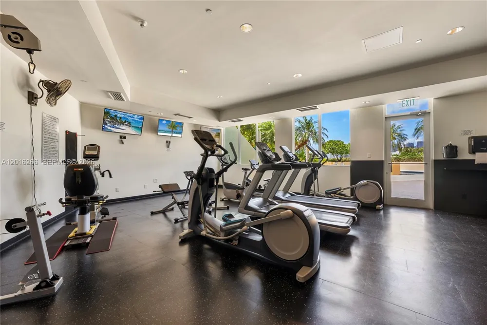 2475 Brickell Ave #2206 Miami, FL 33129