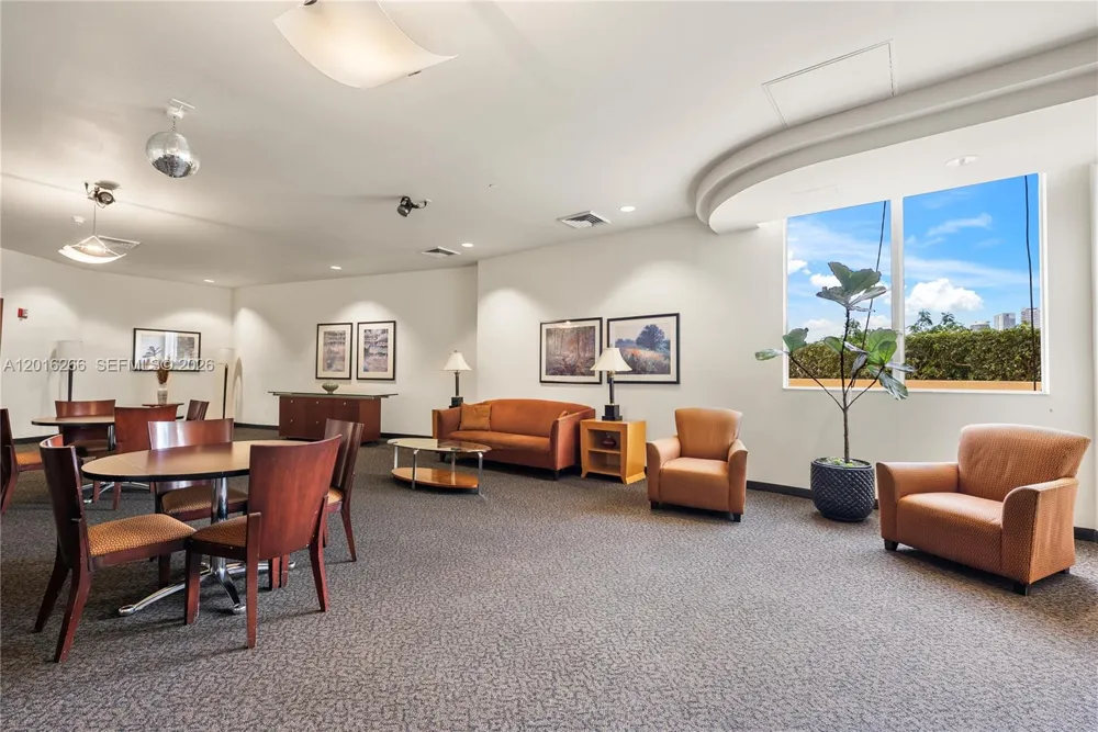 2475 Brickell Ave #2206 Miami, FL 33129