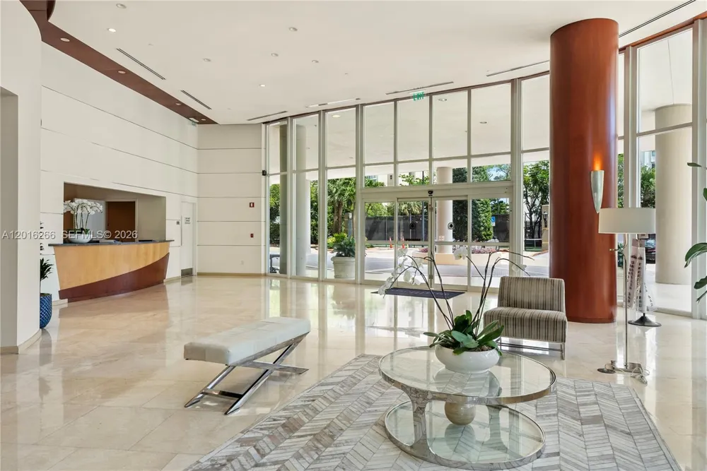 2475 Brickell Ave #2206 Miami, FL 33129