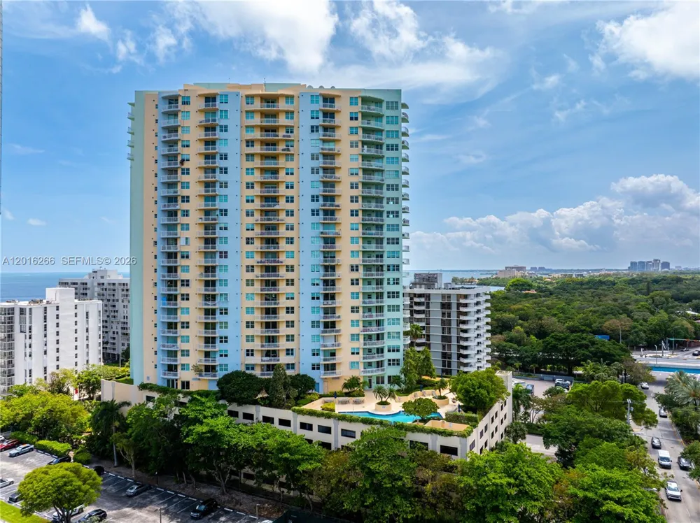 2475 Brickell Ave #2206 Miami, FL 33129