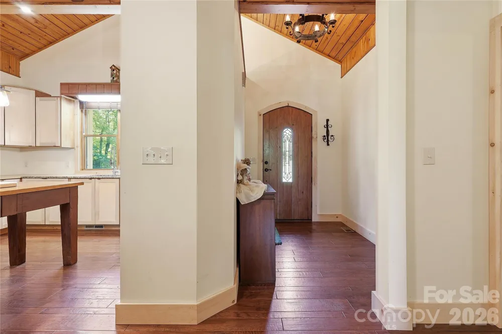 3540 Fork Creek Road Saluda, NC 28773