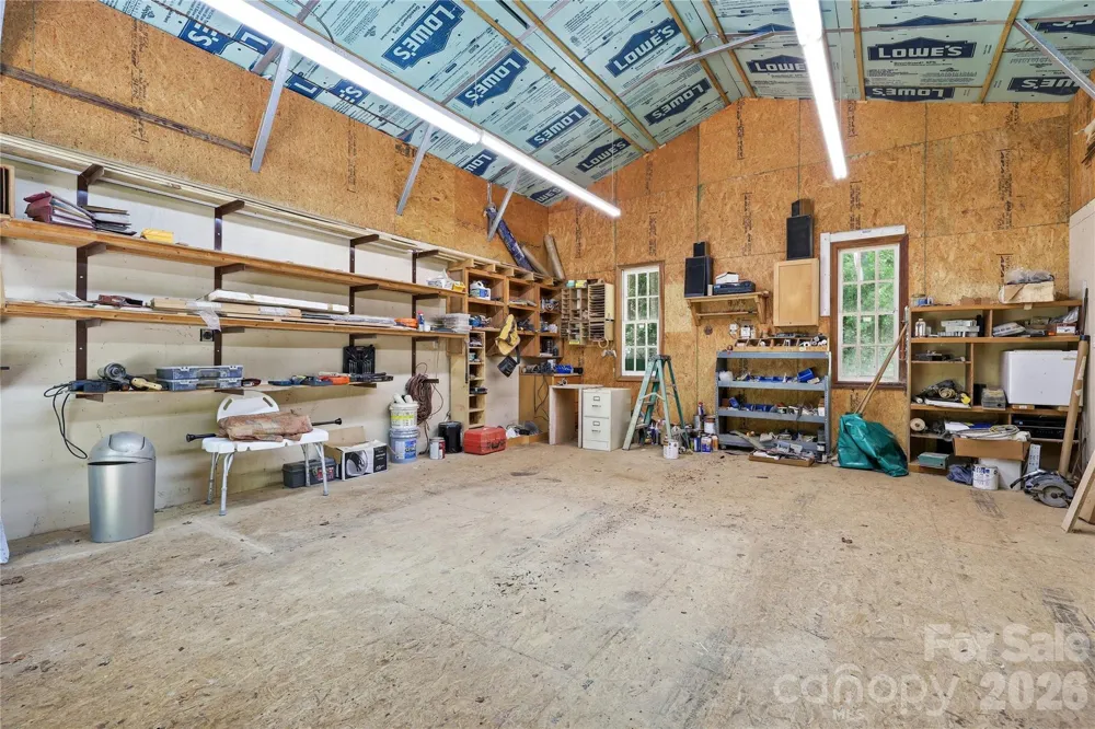3540 Fork Creek Road Saluda, NC 28773