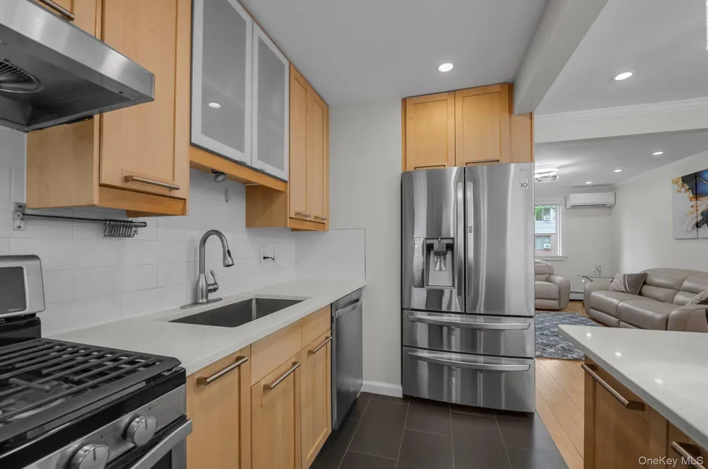 67-45 Bell Boulevard #Duplex Oakland Gardens, NY 11364