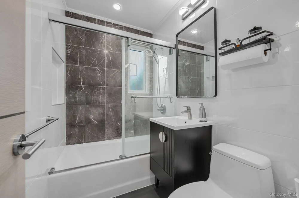 67-45 Bell Boulevard #Duplex Oakland Gardens, NY 11364