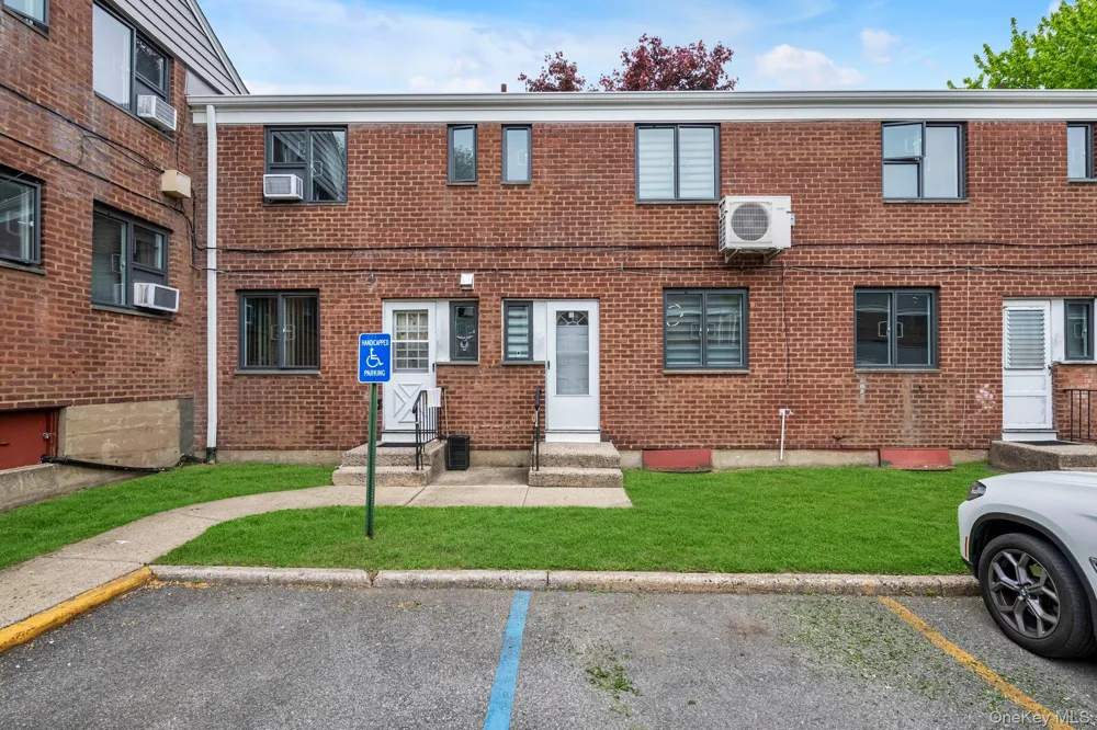 67-45 Bell Boulevard #Duplex Oakland Gardens, NY 11364