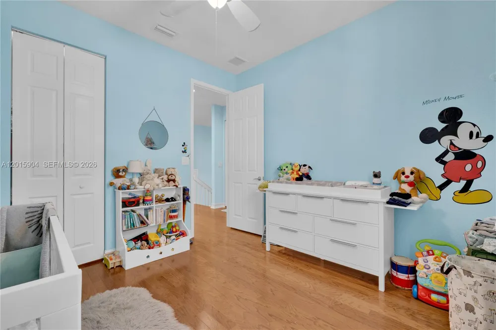 6893 Julia Gardens Dr Coconut Creek, FL 33073