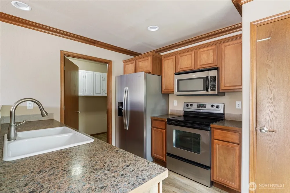 1441 NW 5th Avenue Oak Harbor, WA 98277