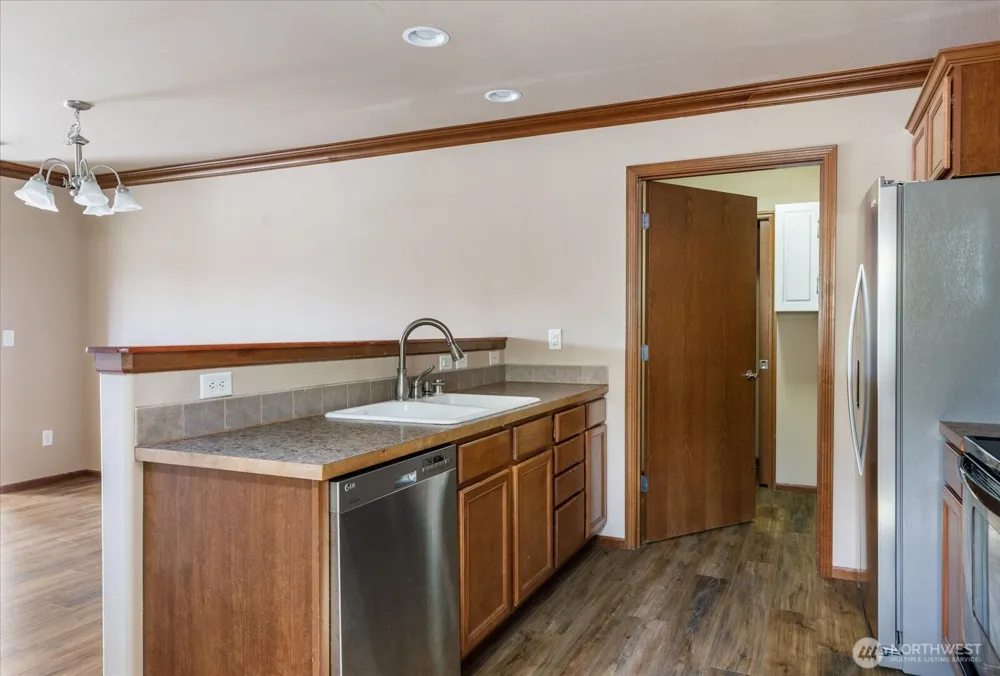 1441 NW 5th Avenue Oak Harbor, WA 98277