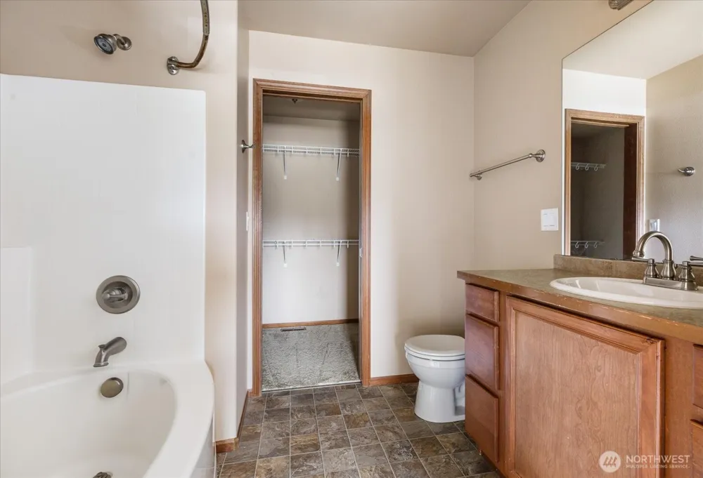 1441 NW 5th Avenue Oak Harbor, WA 98277
