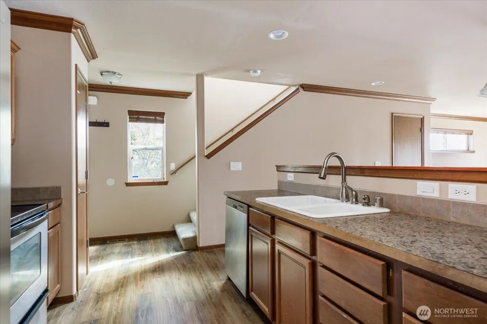 1441 NW 5th Avenue Oak Harbor, WA 98277