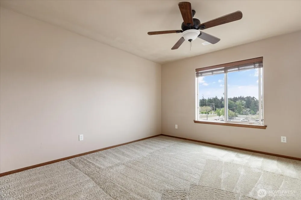 1441 NW 5th Avenue Oak Harbor, WA 98277