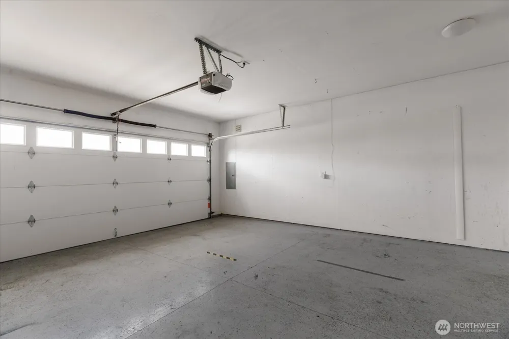 1441 NW 5th Avenue Oak Harbor, WA 98277
