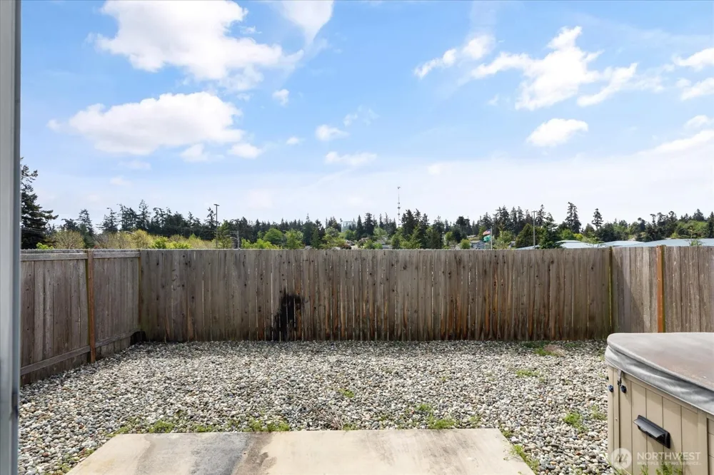 1441 NW 5th Avenue Oak Harbor, WA 98277