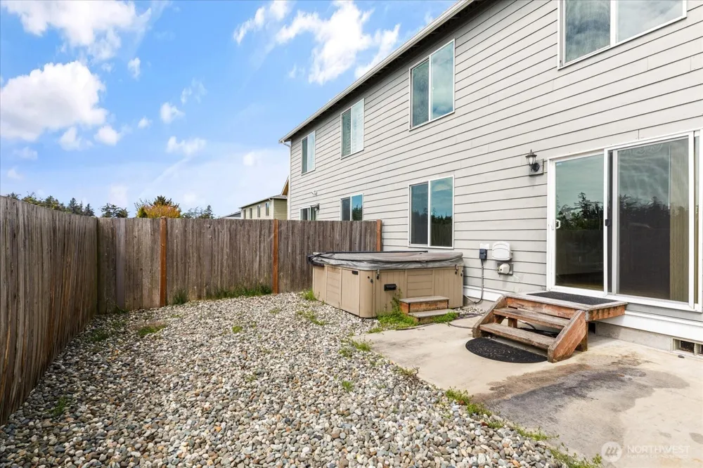 1441 NW 5th Avenue Oak Harbor, WA 98277