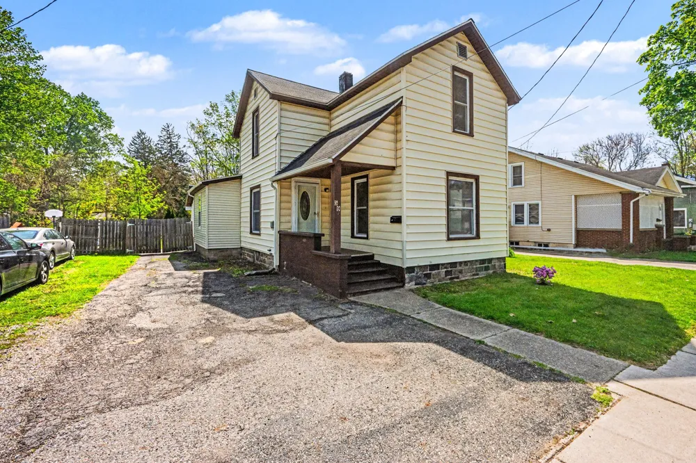 59 S Jefferson Street Coldwater City, MI 49036
