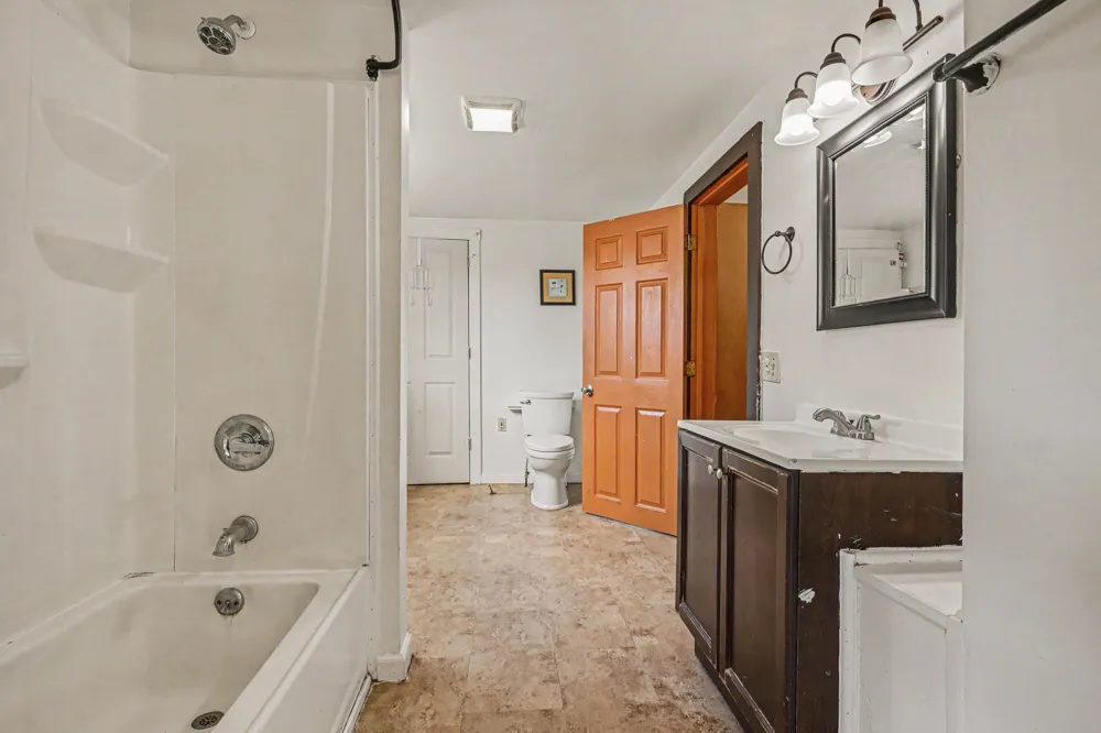 59 S Jefferson Street Coldwater City, MI 49036