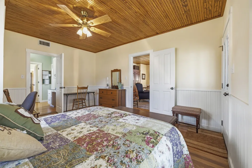 505 W San Antonio Street Fredericksburg, TX 78624