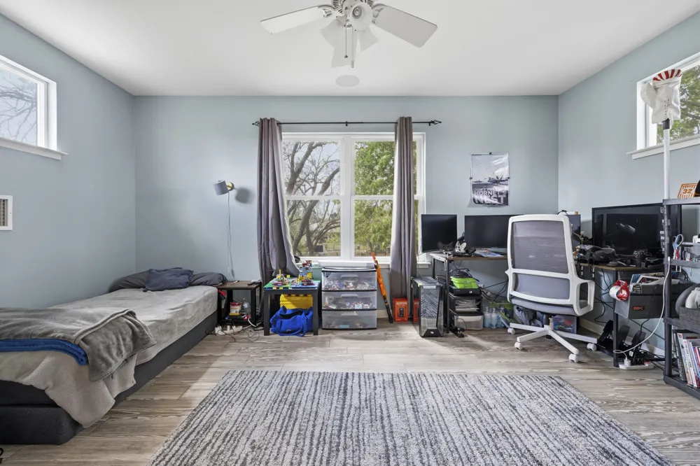 505 W San Antonio Street Fredericksburg, TX 78624