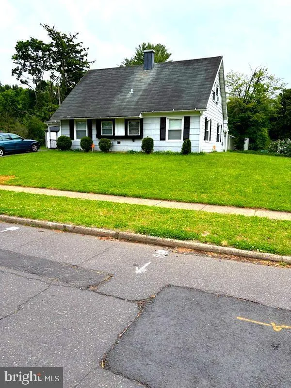 2 BUDHOLLOW LANE Willingboro, NJ 08046