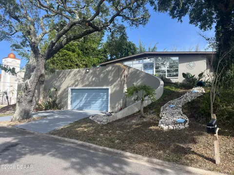 9 Fountainebleau Circle