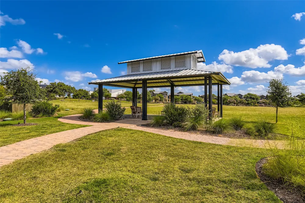 2217 Seabiscuit Cove #103 Spicewood, TX 78669