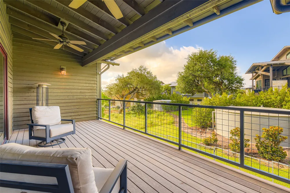 2217 Seabiscuit Cove #103 Spicewood, TX 78669