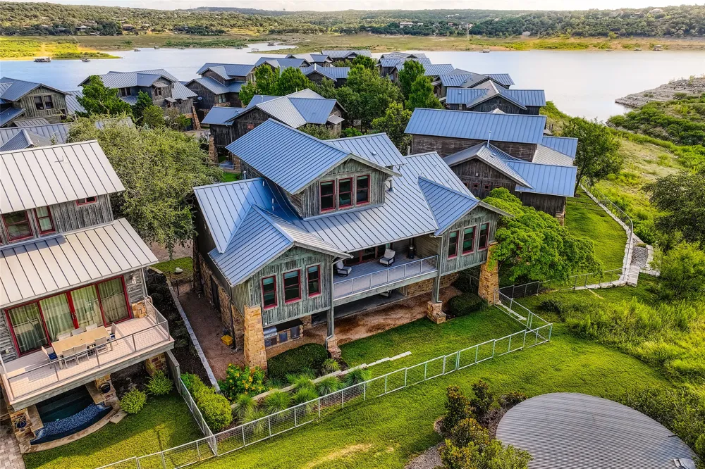 2217 Seabiscuit Cove #103 Spicewood, TX 78669
