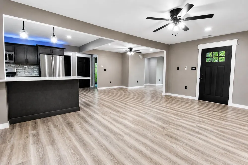 122 E 632 Valparaiso, IN 46383