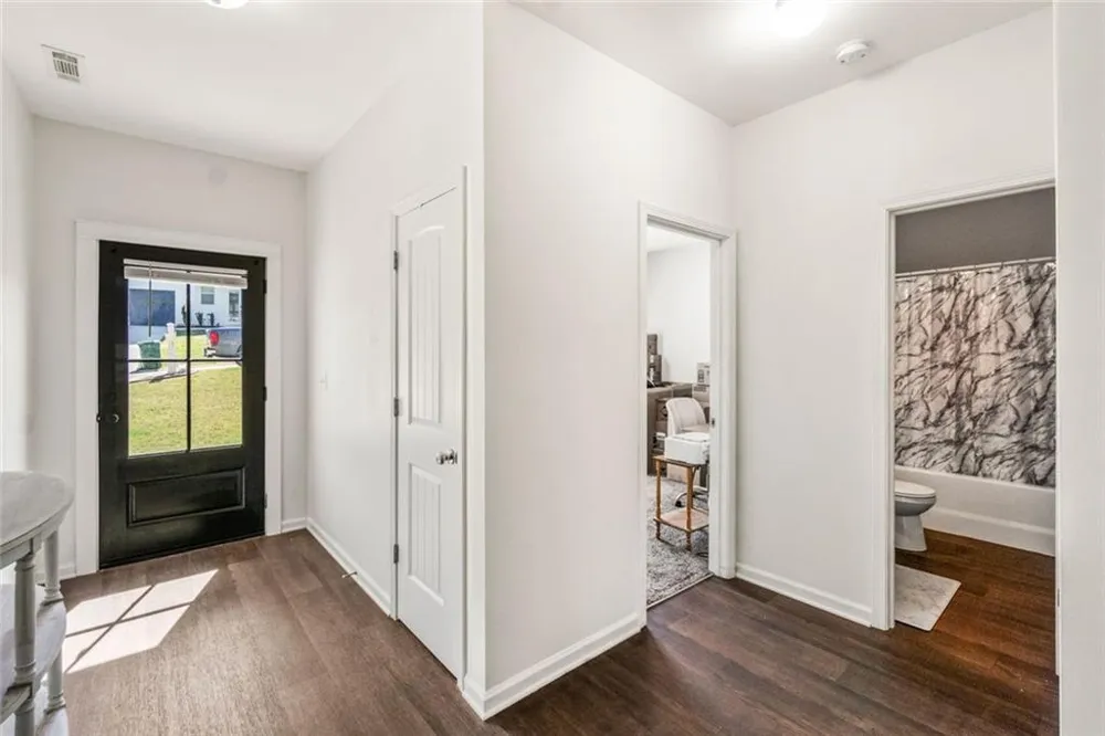 372 Highland Pointe Drive Alto, GA 30510