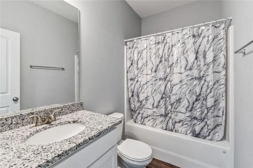 372 Highland Pointe Drive Alto, GA 30510
