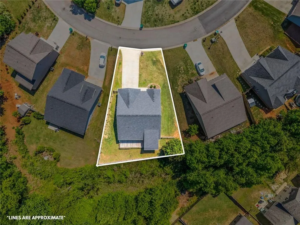372 Highland Pointe Drive Alto, GA 30510