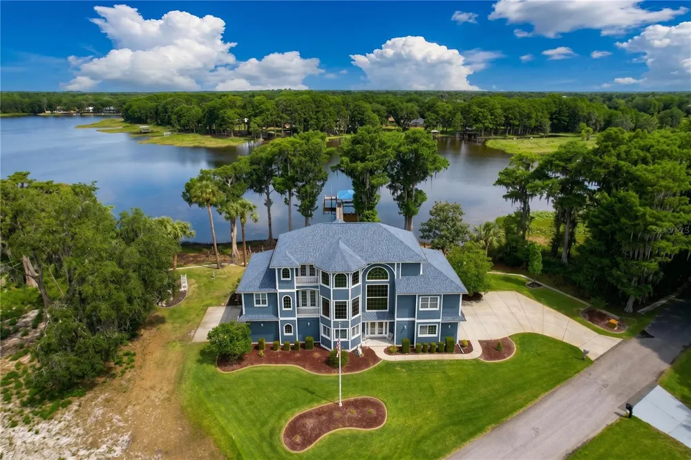 1360 S WATERVIEW DRIVE Inverness, FL 34450