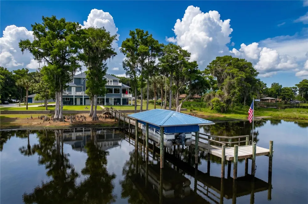 1360 S WATERVIEW DRIVE Inverness, FL 34450
