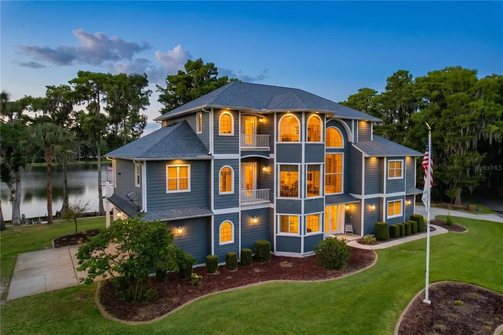 1360 S WATERVIEW DRIVE Inverness, FL 34450