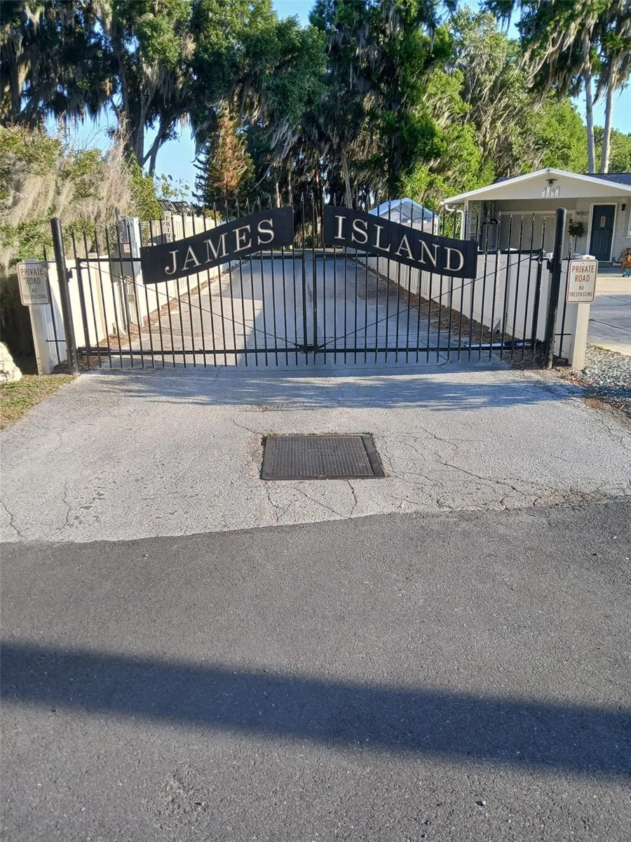 1360 S WATERVIEW DRIVE Inverness, FL 34450