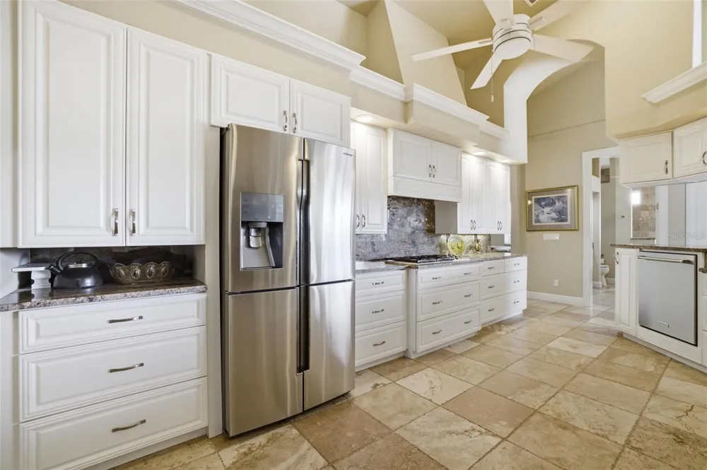 2504 CALOOSA SHORES DRIVE Labelle, FL 33935