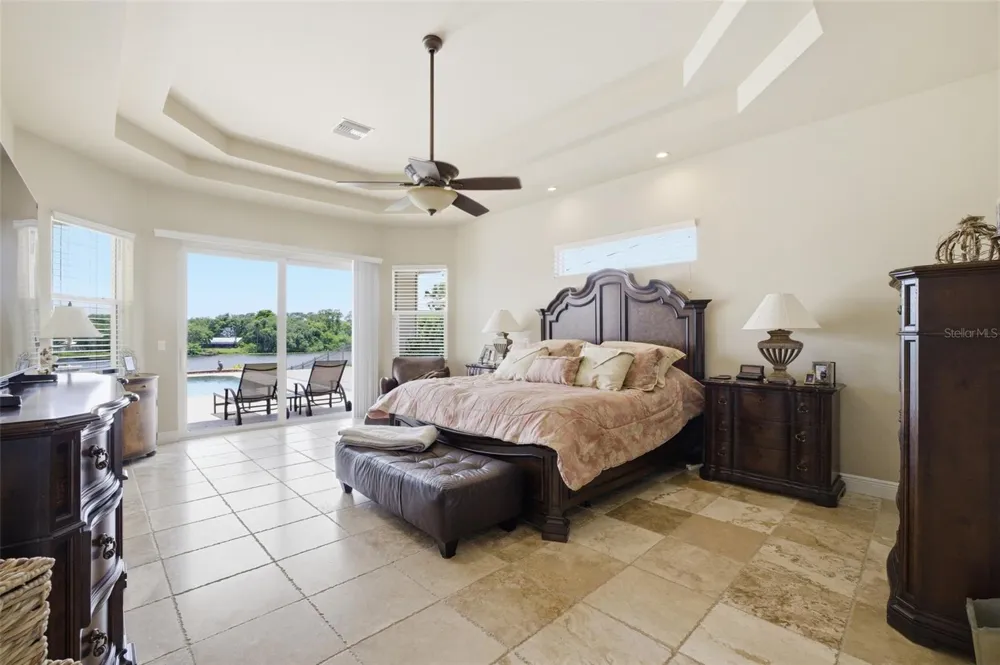 2504 CALOOSA SHORES DRIVE Labelle, FL 33935