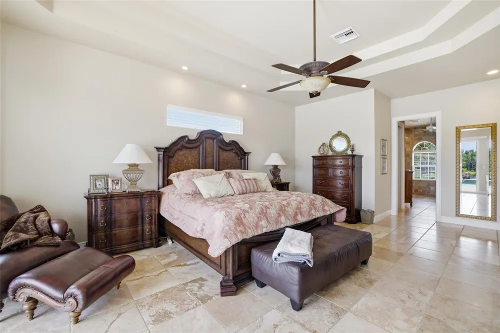 2504 CALOOSA SHORES DRIVE Labelle, FL 33935