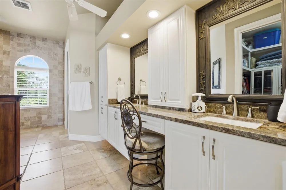 2504 CALOOSA SHORES DRIVE Labelle, FL 33935