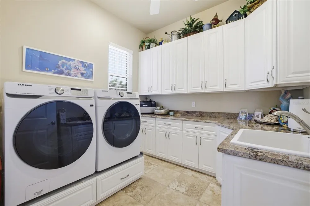 2504 CALOOSA SHORES DRIVE Labelle, FL 33935