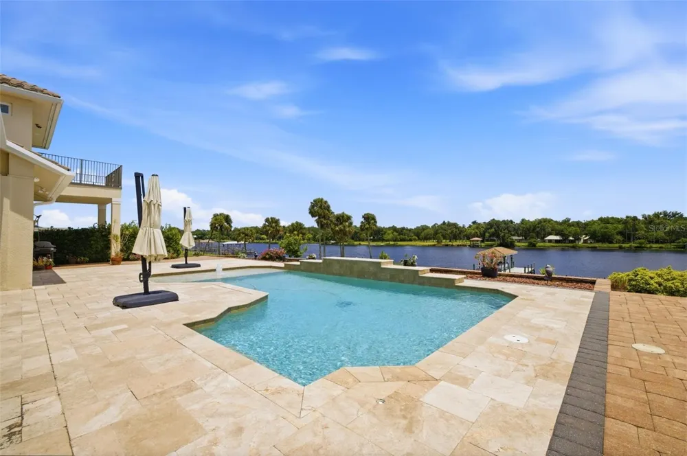 2504 CALOOSA SHORES DRIVE Labelle, FL 33935