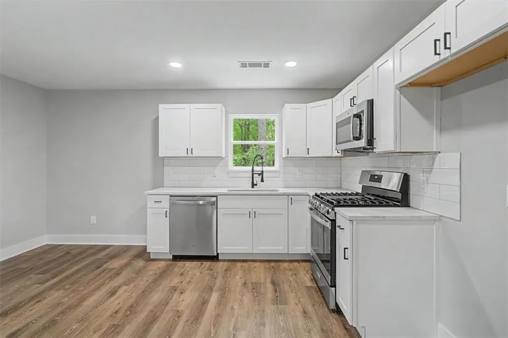 233 Old Old Alabama Road Emerson, GA 30137