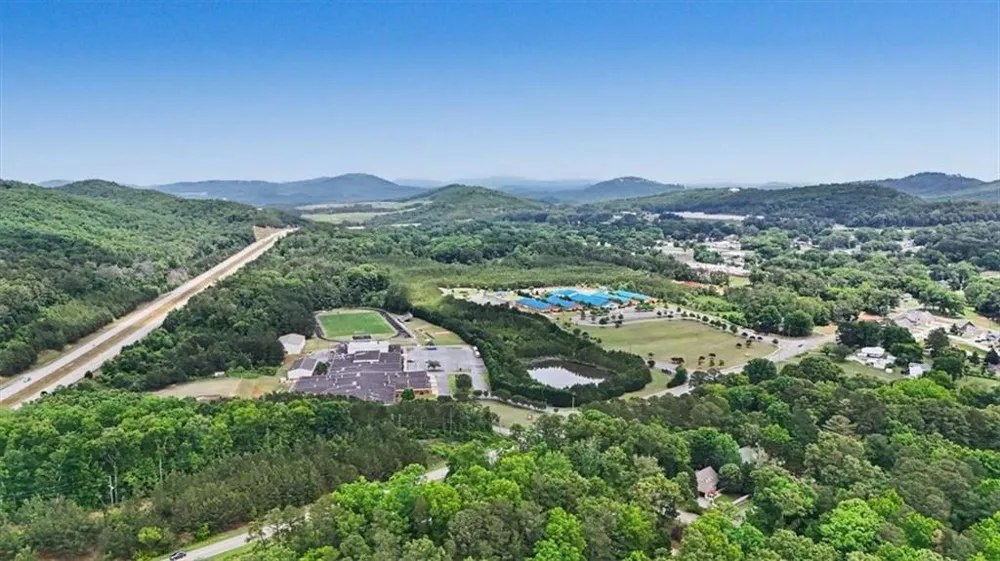 233 Old Old Alabama Road Emerson, GA 30137