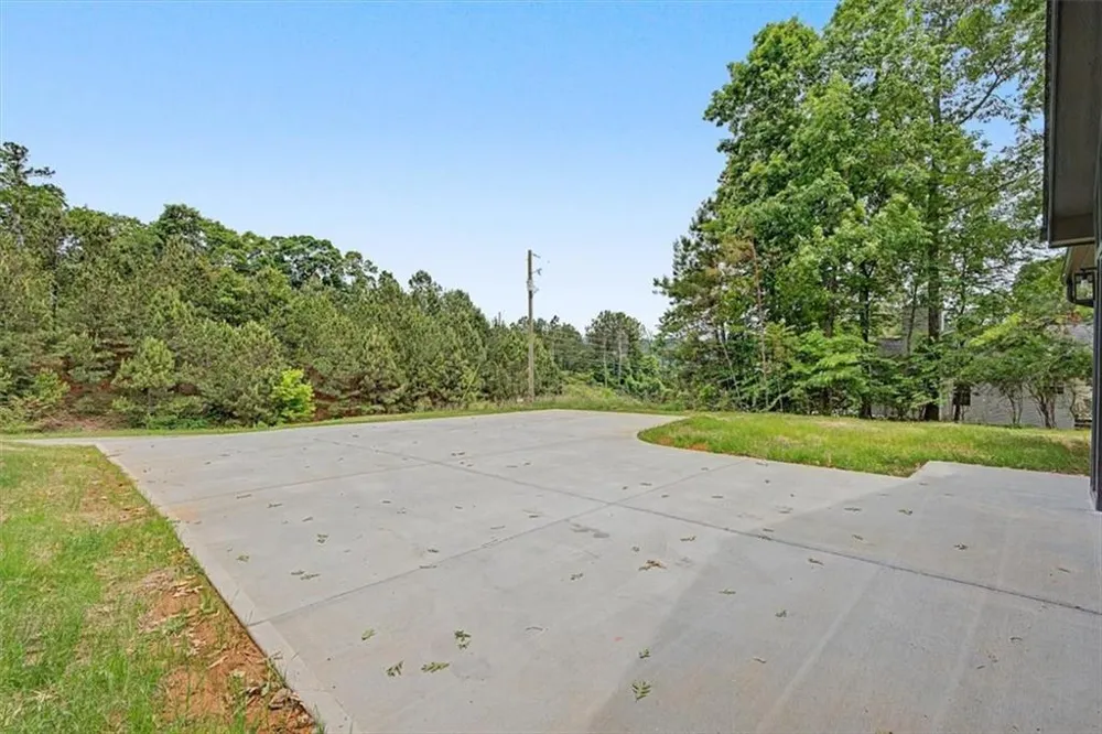 233 Old Old Alabama Road Emerson, GA 30137