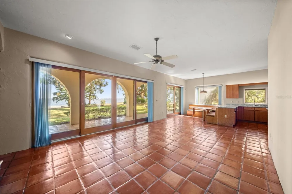12621 SE SUNSET HARBOR ROAD Weirsdale, FL 32195