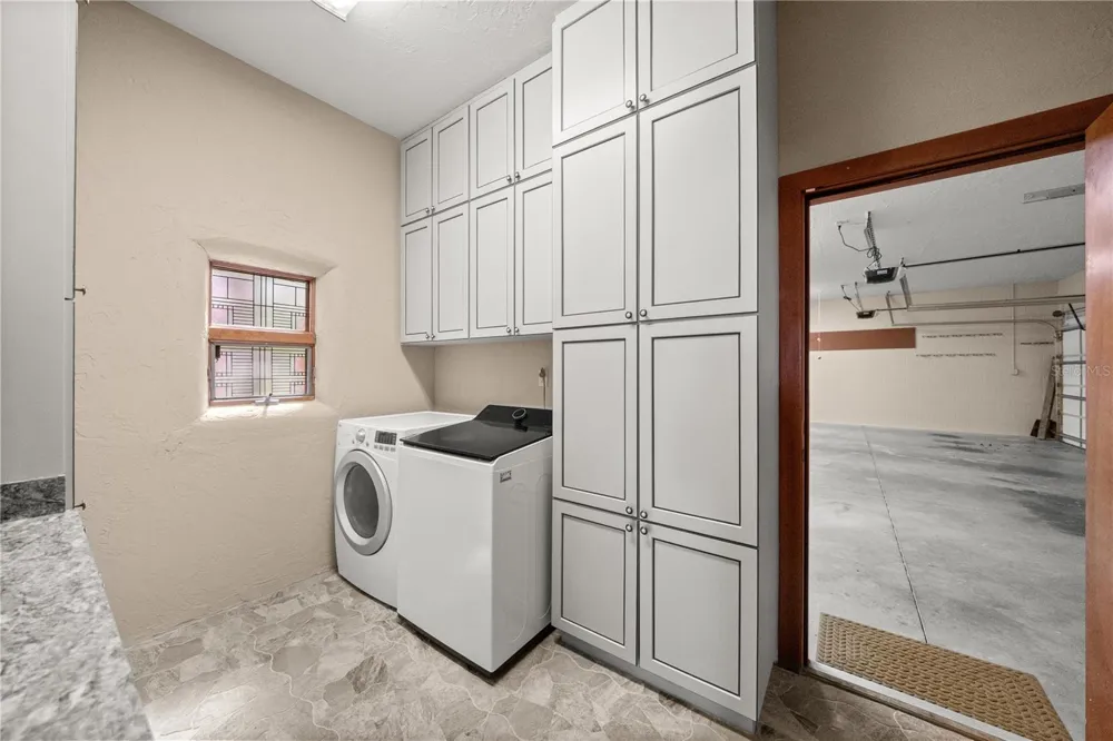 12621 SE SUNSET HARBOR ROAD Weirsdale, FL 32195